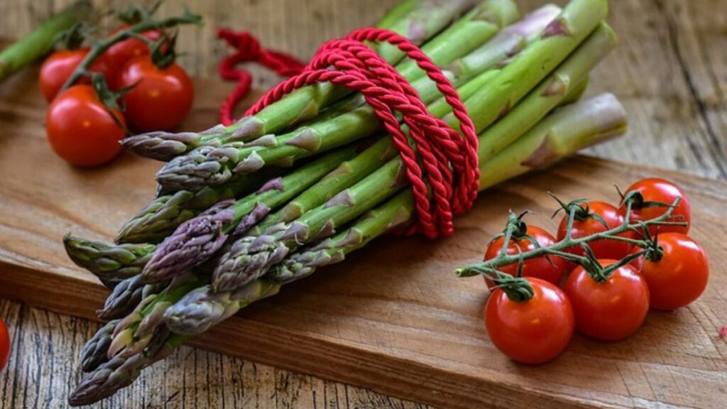 Air Fryer Asparagus: Quick and Nutritious Recipes for Busy Weeknights