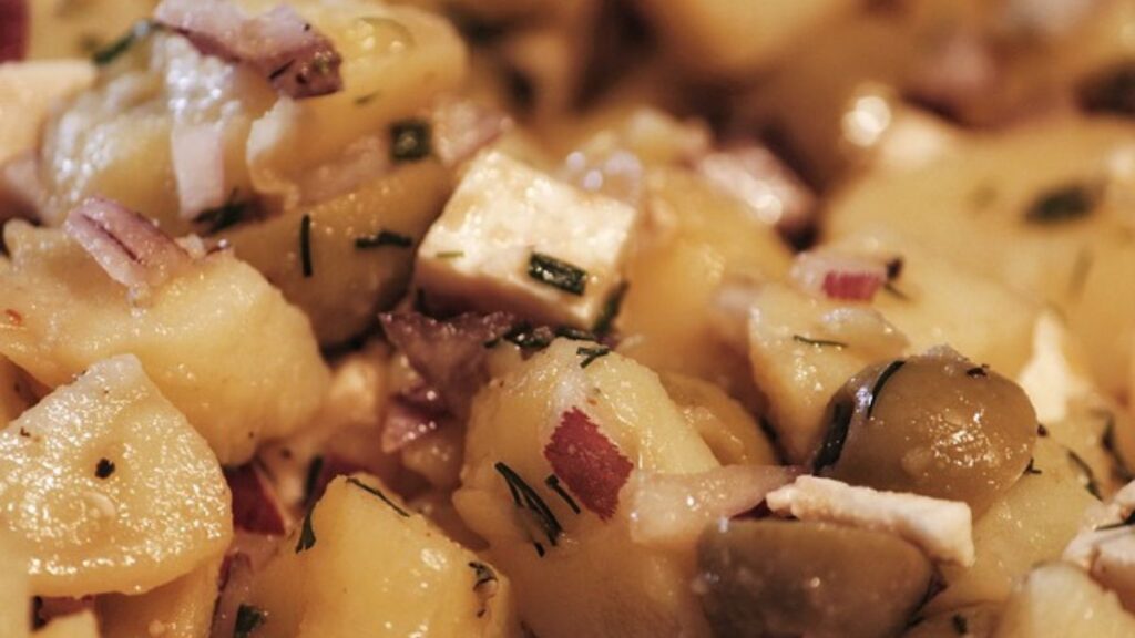 Red Potato Salad for Winter: Comfort Food at Its Best